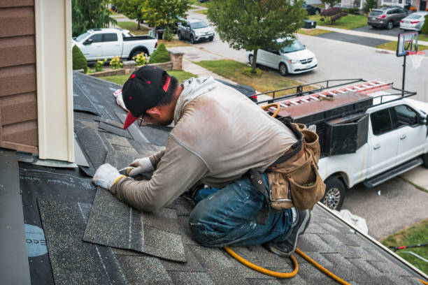 Professional Emergency Roof Repair technician working in Lignum, VA
